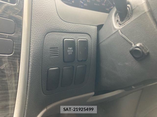 Toyota ALPHARD 2005-06 7214079-23