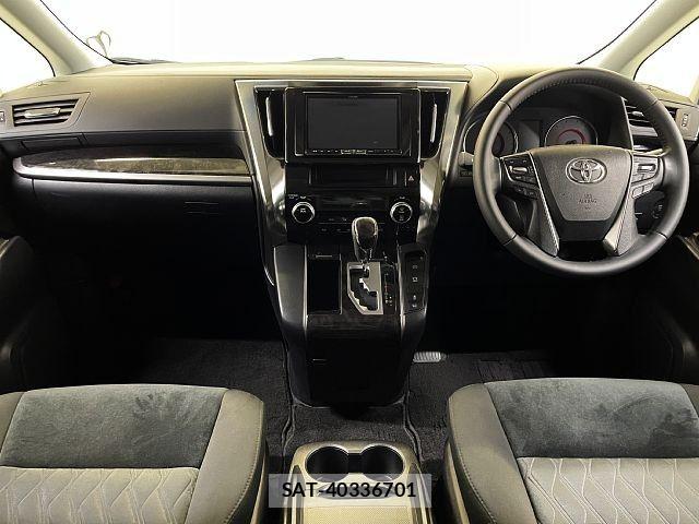Toyota ALPHARD 2019-06 7214218-1