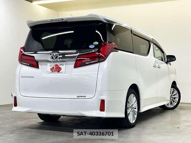 Toyota ALPHARD 2019-06 7214218-2