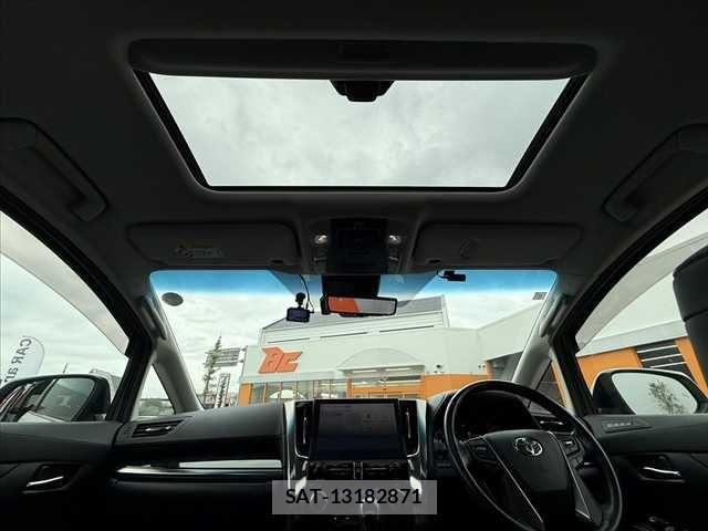Toyota ALPHARD 2021-06 7214277-28