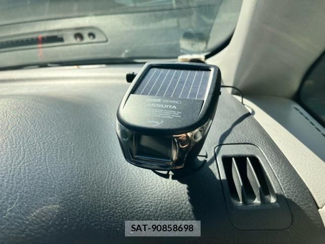 Toyota ALPHARD 2006-08 7214082-9