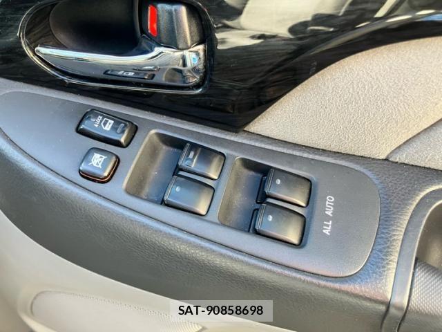Toyota ALPHARD 2006-08 7214082-6