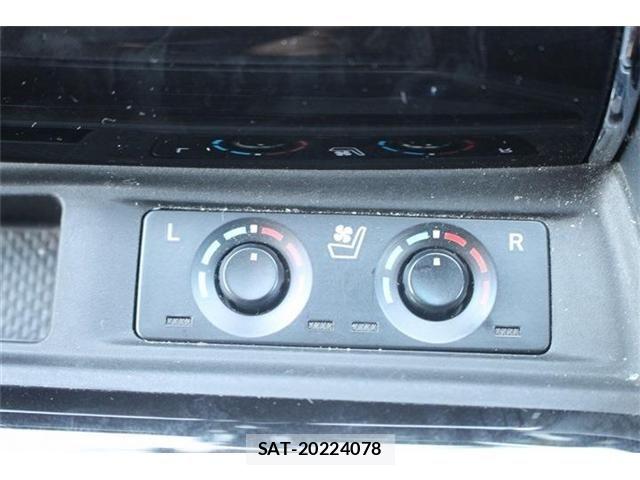 Toyota ALPHARD 2018-03 7214182-4
