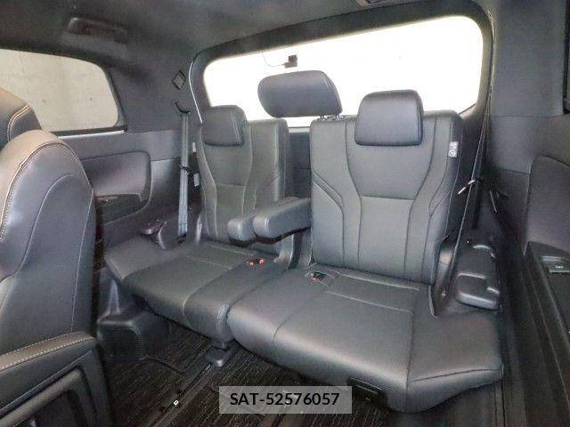 Toyota ALPHARD 2023-12 7214337-12