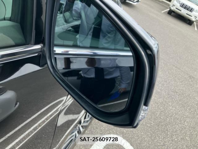 Toyota ALPHARD 2019-07 7214221-9