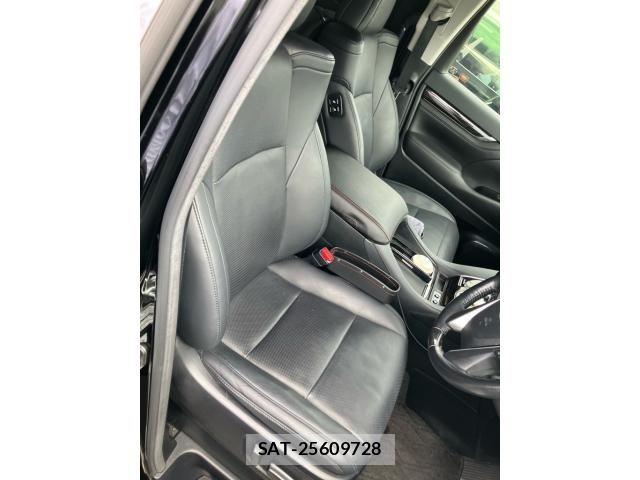 Toyota ALPHARD 2019-07 7214221-16