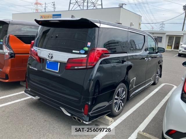 Toyota ALPHARD 2019-07 7214221-2