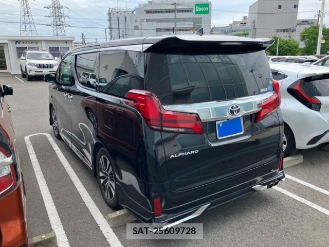 Toyota ALPHARD 2019-07 7214221-3