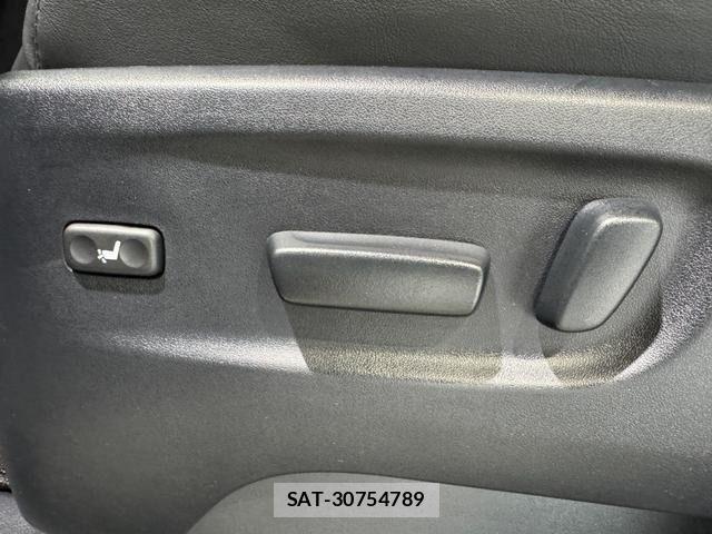 Toyota ALPHARD 2020-01 7214226-24