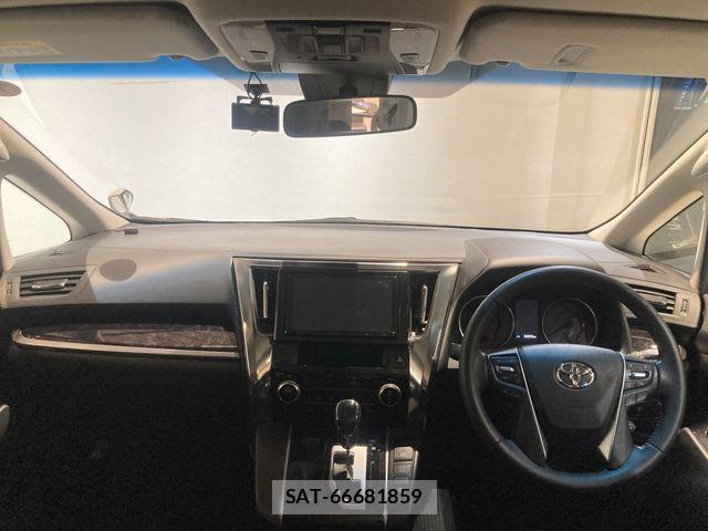 Toyota ALPHARD 2019-08 7214220-15