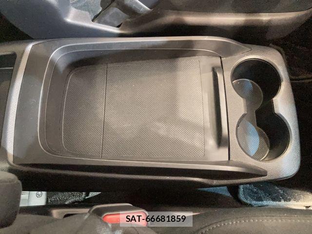 Toyota ALPHARD 2019-08 7214220-24