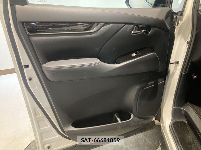 Toyota ALPHARD 2019-08 7214220-28