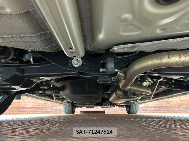 Toyota ALPHARD 2021-06 7214279-17