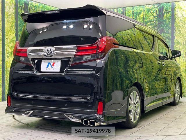 Toyota ALPHARD 2017-09 7214175-16