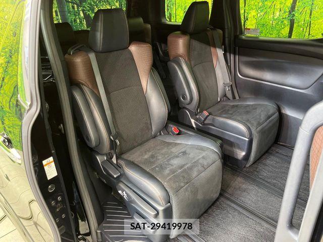 Toyota ALPHARD 2017-09 7214175-8