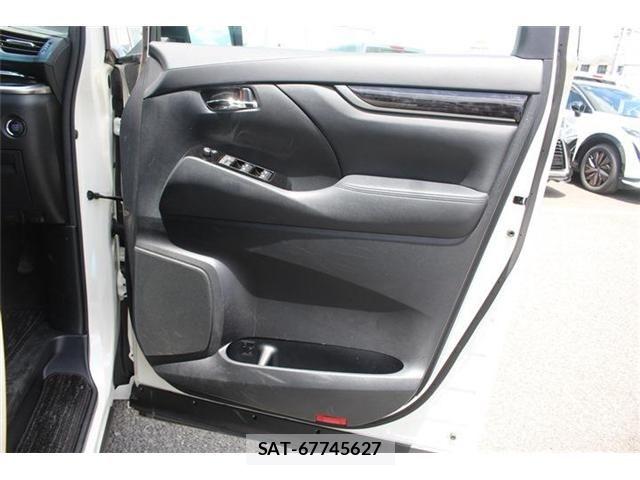 Toyota ALPHARD 2020-11 7214246-16