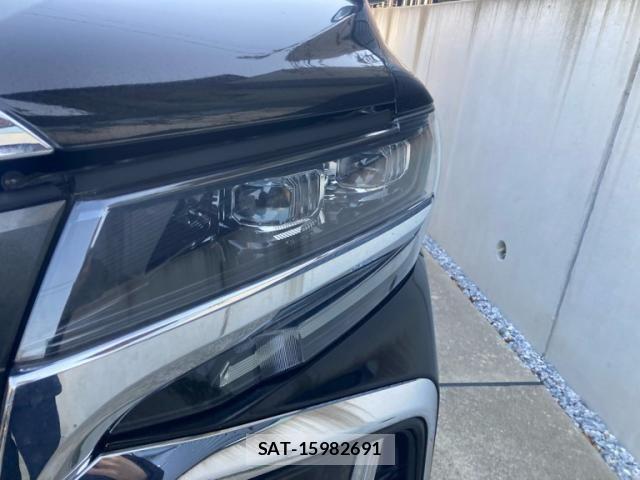Toyota ALPHARD 2019-11 7214222-2
