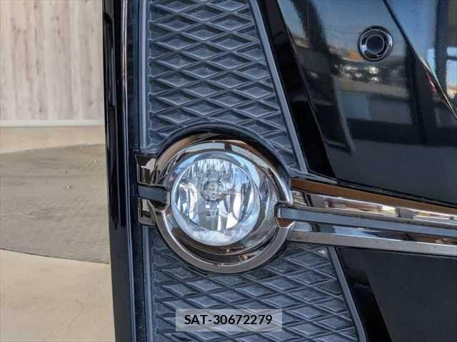 Toyota ALPHARD 2017-09 7214177-25