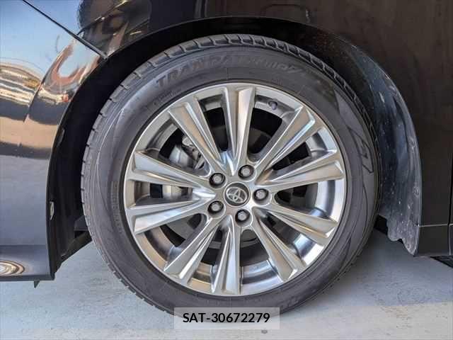 Toyota ALPHARD 2017-09 7214177-29
