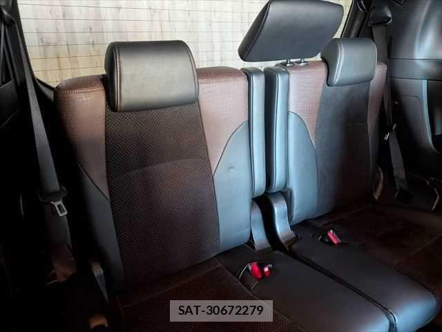 Toyota ALPHARD 2017-09 7214177-8