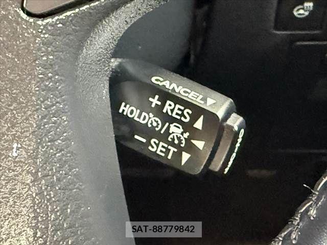 Toyota ALPHARD 2021-03 7214256-5