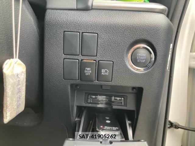 Toyota ALPHARD 2020-09 7214244-21