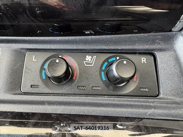 Toyota ALPHARD 2021-09 7214298-27