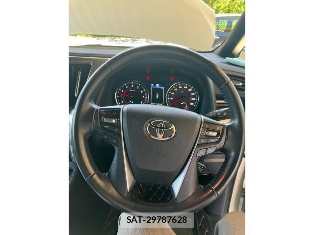 Toyota ALPHARD 2021-07 7214285-17