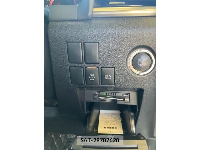 Toyota ALPHARD 2021-07 7214285-21