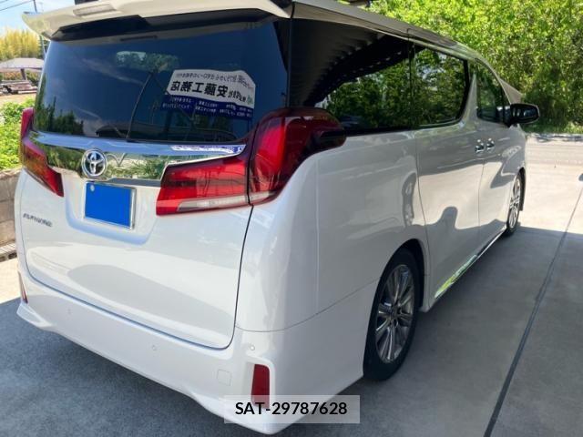 Toyota ALPHARD 2021-07 7214285-2