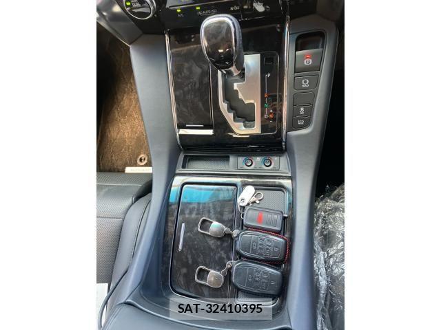 Toyota ALPHARD 2021-08 7214286-26