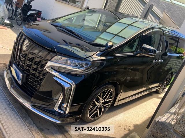 Toyota ALPHARD 2021-08 7214286-2