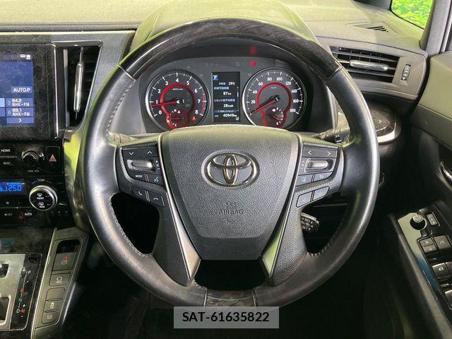 Toyota ALPHARD 2020-10 7214242-11