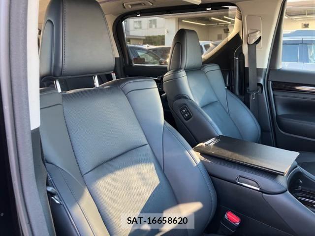 Toyota ALPHARD 2022-03 7214307-12