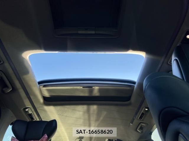 Toyota ALPHARD 2022-03 7214307-24