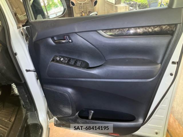 Toyota ALPHARD 2022-02 7214306-13