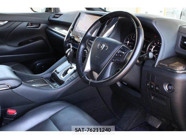 Toyota ALPHARD 2020-03 7214229-12