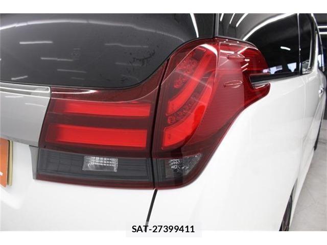 Toyota ALPHARD 2017-12 7249731-18