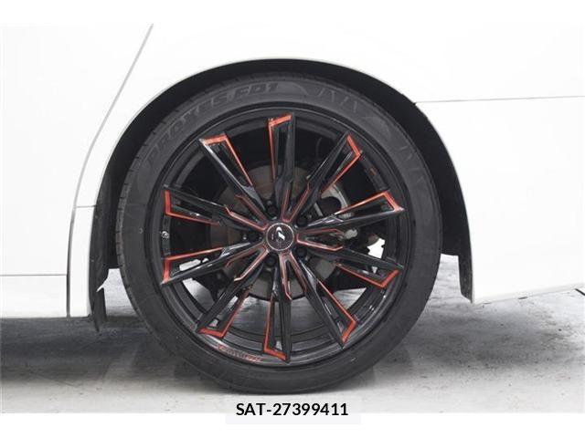 Toyota ALPHARD 2017-12 7249731-24