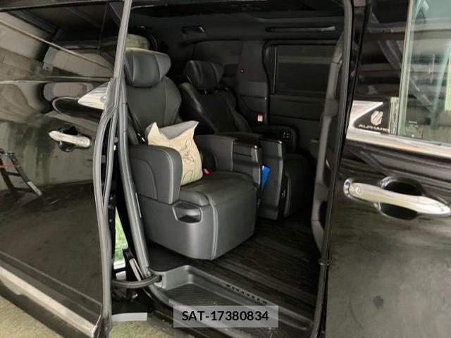 Toyota ALPHARD 2025-07 7249561-8