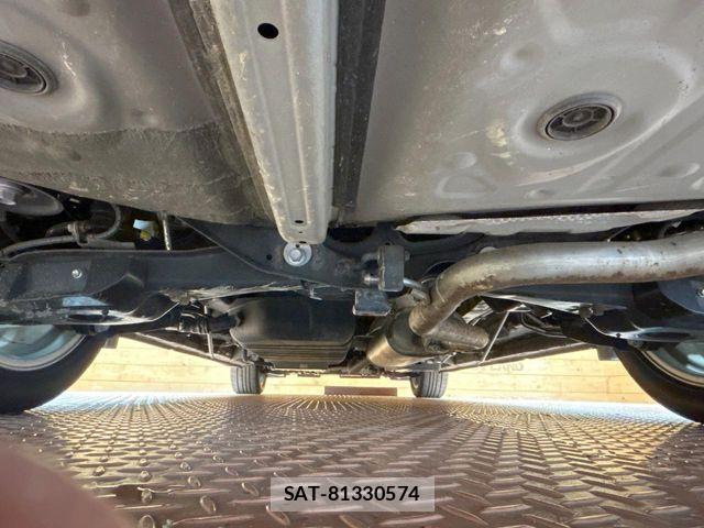 Toyota ALPHARD 2019-05 7249717-19