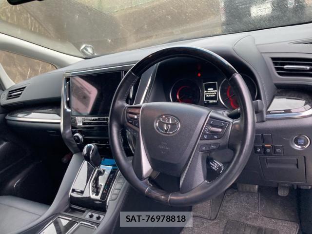 Toyota ALPHARD 2019-07 7249711-12
