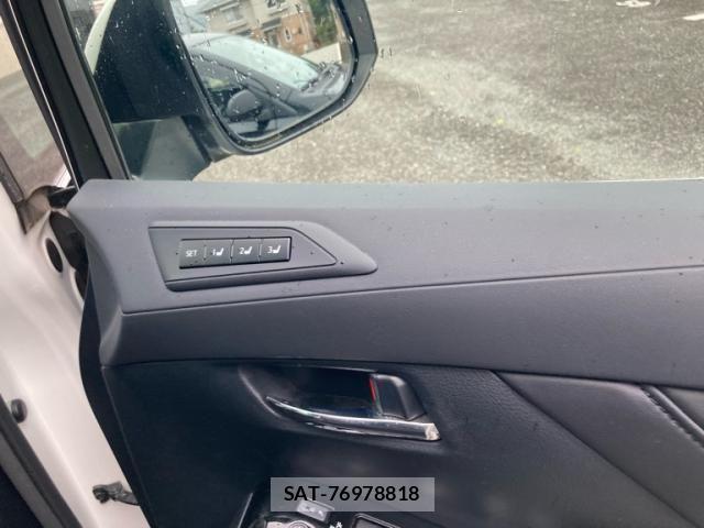 Toyota ALPHARD 2019-07 7249711-15