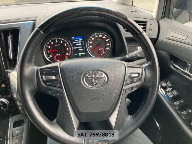 Toyota ALPHARD 2019-07 7249711-18