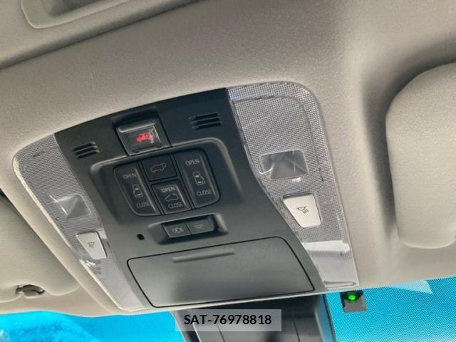 Toyota ALPHARD 2019-07 7249711-24