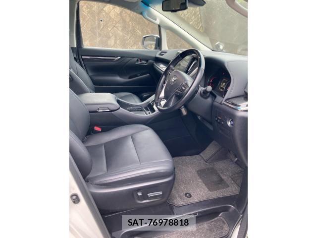 Toyota ALPHARD 2019-07 7249711-8