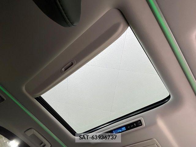 Toyota ALPHARD 2023-04 7249673-3