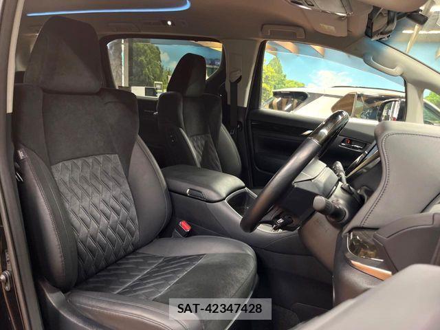 Toyota ALPHARD 2016-07 7249720-7