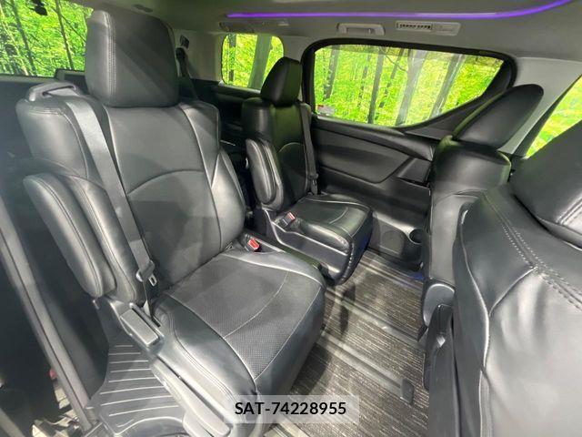 Toyota ALPHARD 2018-09 7249713-9