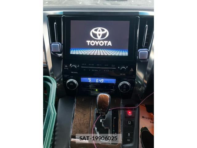 Toyota ALPHARD 2015-09 7249723-21